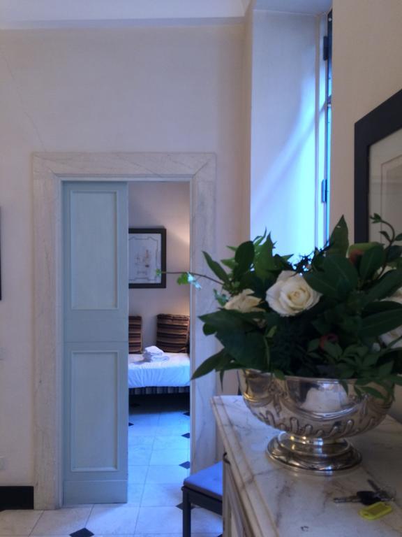 Apartmán La Casa In Vetrina Řím Pokoj fotografie